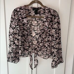 Women's Sheer Pink and Black Tie-Front Top 22/24